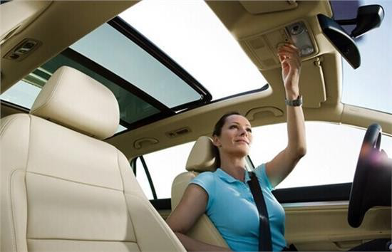汽车标配天窗越来越普遍，但司机却只用它换气